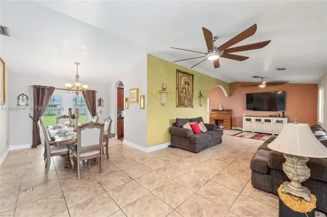 1442 NW 20th Street Homestead FL 33030
