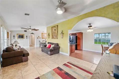 1442 NW 20th Street Homestead FL 33030