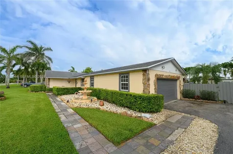 1442 NW 20th Street Homestead FL 33030