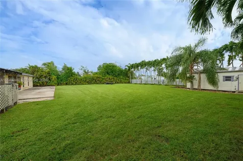 1442 NW 20th Street Homestead FL 33030