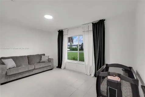 651 NW 118th Avenue Plantation FL 33325