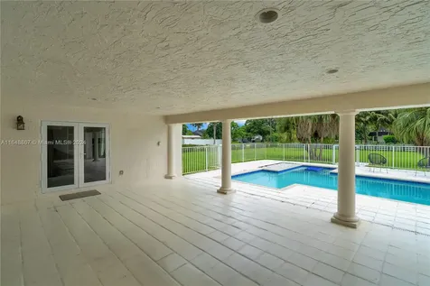 651 NW 118th Avenue Plantation FL 33325