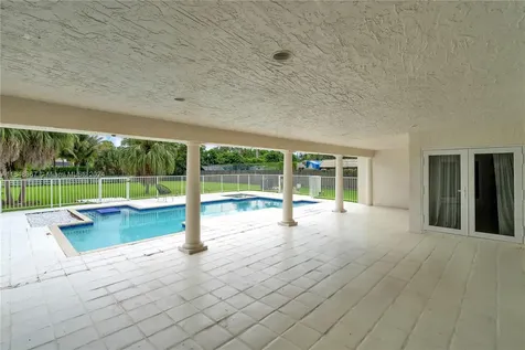 651 NW 118th Avenue Plantation FL 33325