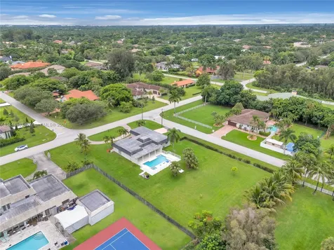651 NW 118th Avenue Plantation FL 33325