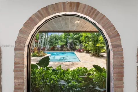 22950 SW 192nd Avenue Miami FL 33170