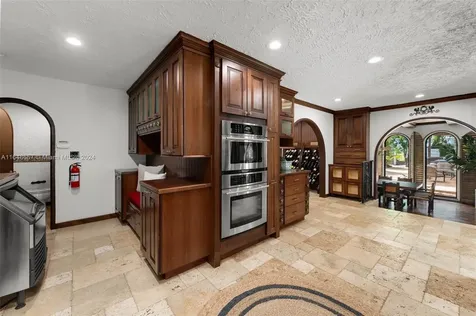 22950 SW 192nd Avenue Miami FL 33170