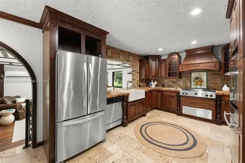 22950 SW 192nd Avenue Miami FL 33170