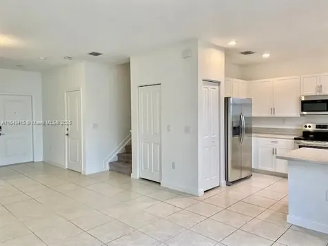 20626 NE 5th Place Miami FL 33179