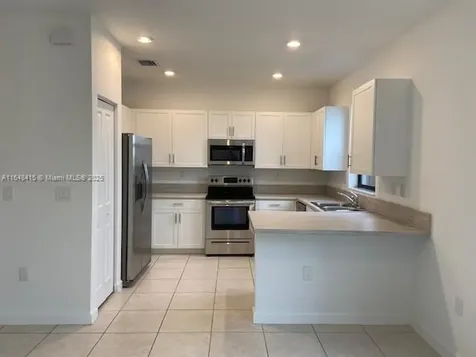 20626 NE 5th Place Miami FL 33179