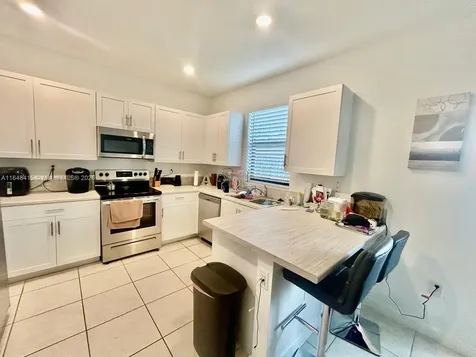 20626 NE 5th Place Miami FL 33179