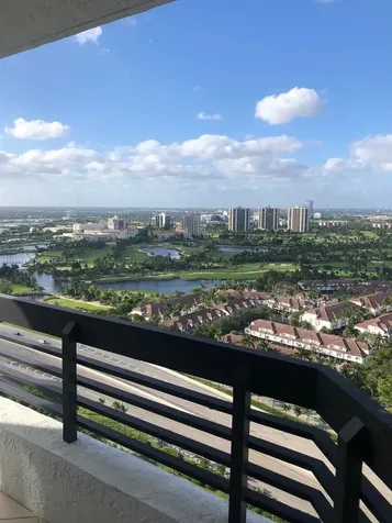 3500 Mystic Pointe Drive Aventura FL 33180