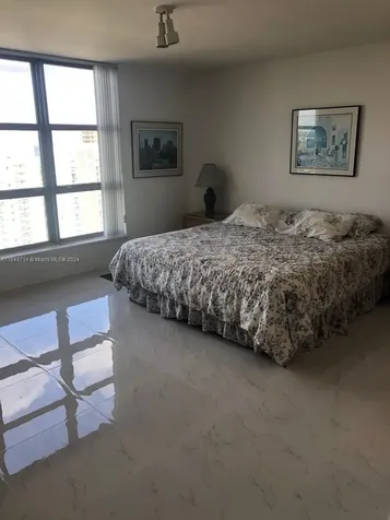 3500 Mystic Pointe Drive Aventura FL 33180