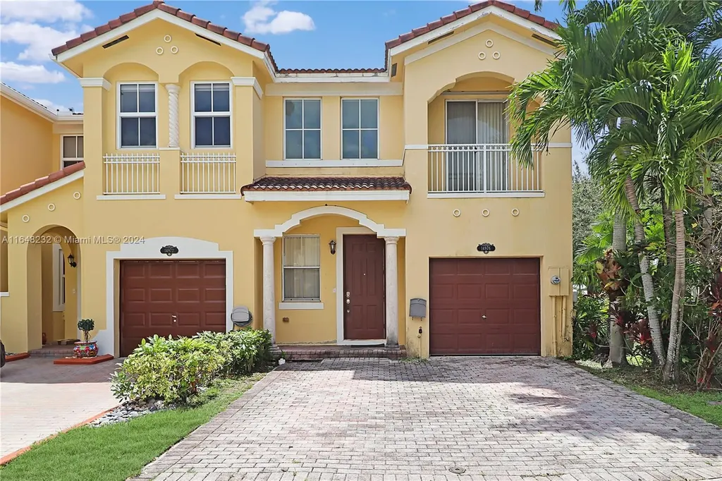 14976 SW 9th Lane Miami FL 33194