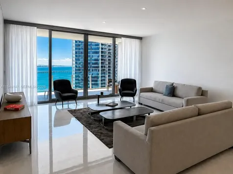 300 Biscayne Blvd Way Miami FL 33131