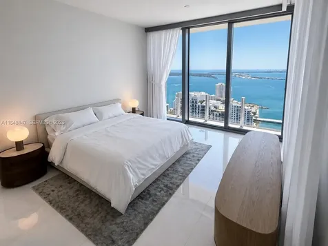 300 Biscayne Blvd Way Miami FL 33131