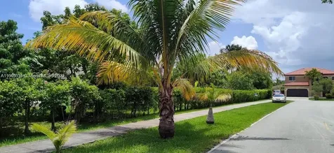 157TH Court SW 65th Terrace Miami FL 33193