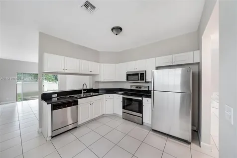 10363 NW 7th Street Coral Springs FL 33071