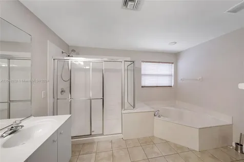 10363 NW 7th Street Coral Springs FL 33071