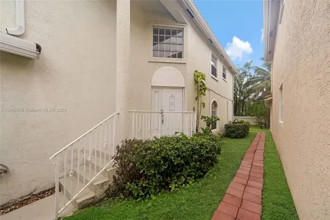 10363 NW 7th Street Coral Springs FL 33071