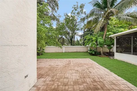 10363 NW 7th Street Coral Springs FL 33071