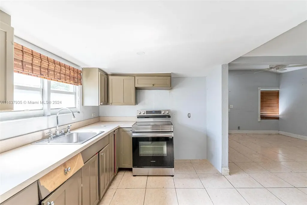 1004 SW 4th Avenue Fort Lauderdale FL 33315