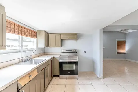 1004 SW 4th Avenue Fort Lauderdale FL 33315