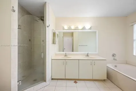 946 Jade Court Weston FL 33326