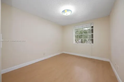 946 Jade Court Weston FL 33326