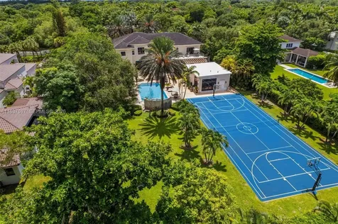 12110 SW 60th Court Pinecrest FL 33156