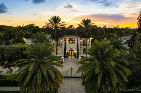 12110 SW 60th Court Pinecrest FL 33156