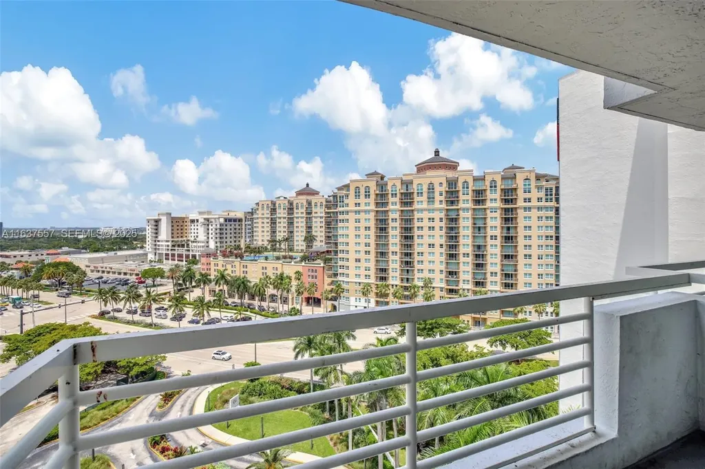 2670 E Sunrise Boulevard Fort Lauderdale FL 33304