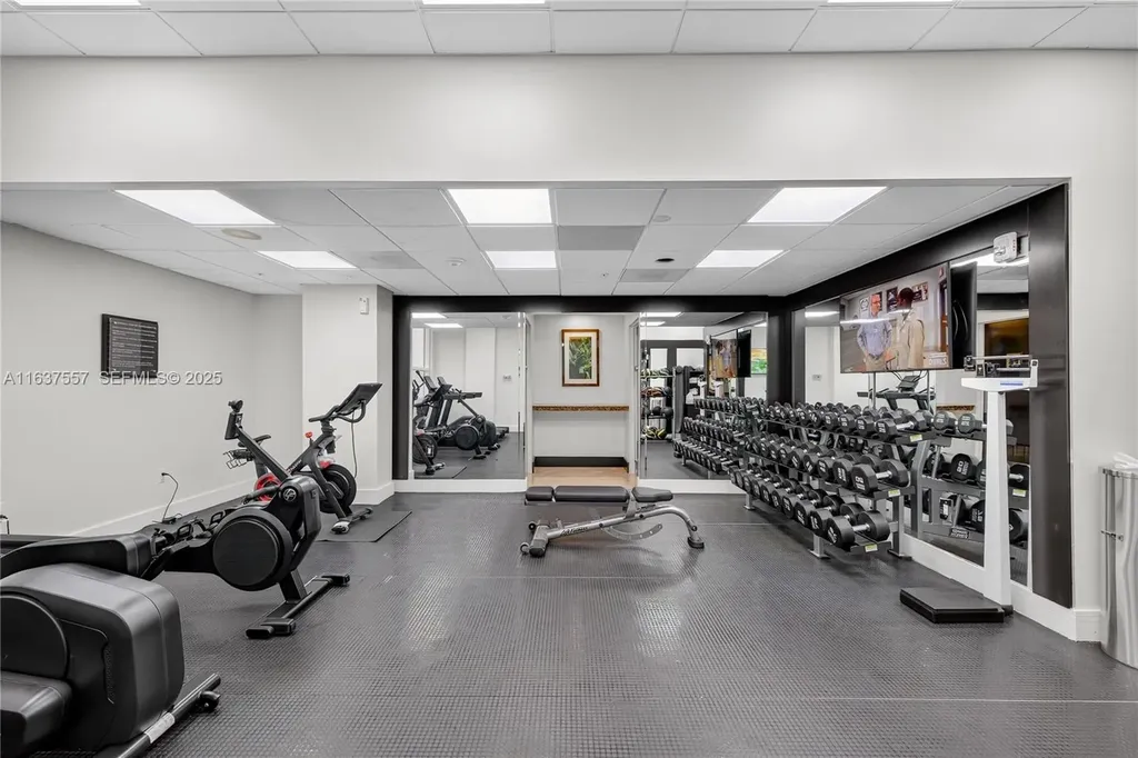 2670 E Sunrise Boulevard Fort Lauderdale FL 33304
