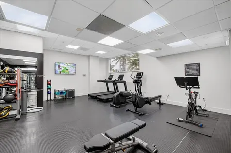 2670 E Sunrise Boulevard Fort Lauderdale FL 33304