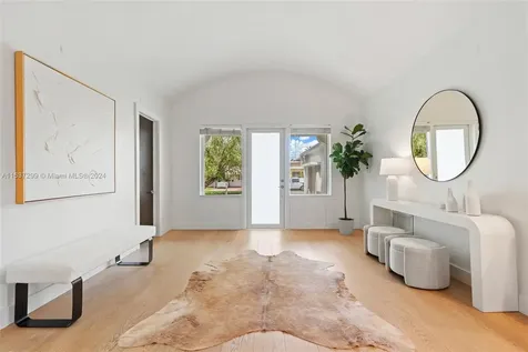 5931 La Gorce Drive Miami Beach FL 33140