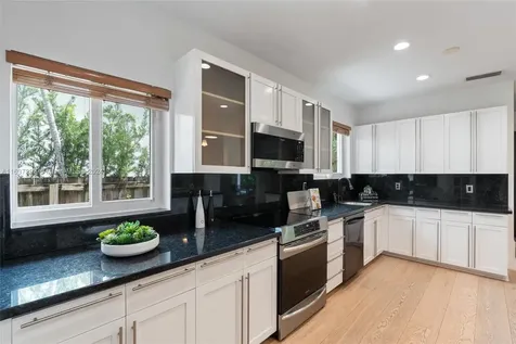 5931 La Gorce Drive Miami Beach FL 33140