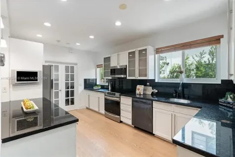 5931 La Gorce Drive Miami Beach FL 33140