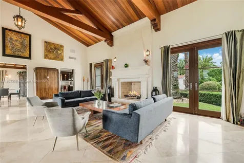 1350 W 29th Street Miami Beach FL 33140