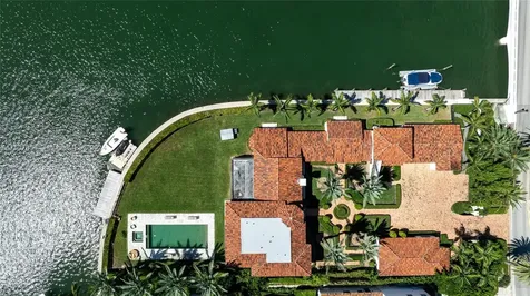 1350 W 29th Street Miami Beach FL 33140