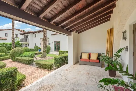 1350 W 29th Street Miami Beach FL 33140