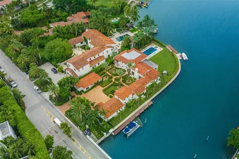 1350 W 29th Street Miami Beach FL 33140