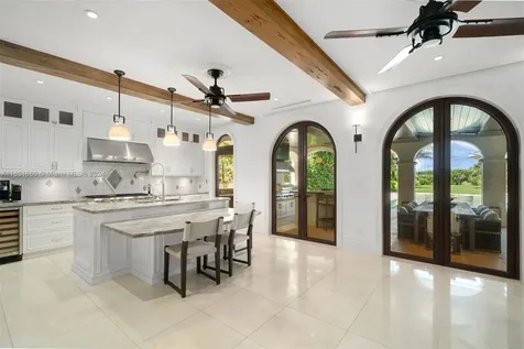 7825 Atlantic Way Miami Beach FL 33141