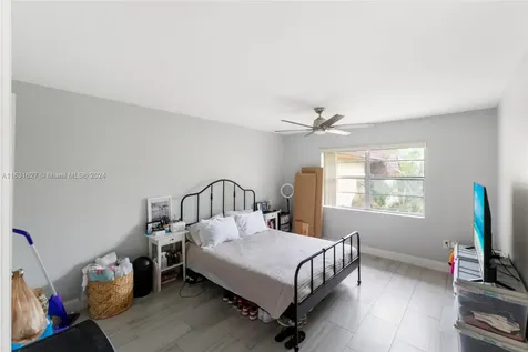 9103 SW 137th Terrace Miami FL 33176