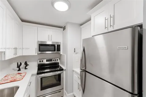 9103 SW 137th Terrace Miami FL 33176