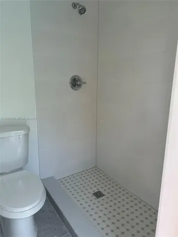 324 E 34th Street Hialeah FL 33013
