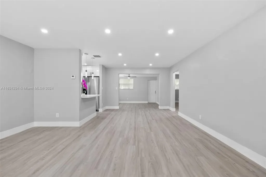 870 NW 36th Avenue Lauderhill FL 33311