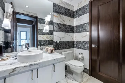 17749 Collins Avenue Sunny Isles Beach FL 33160