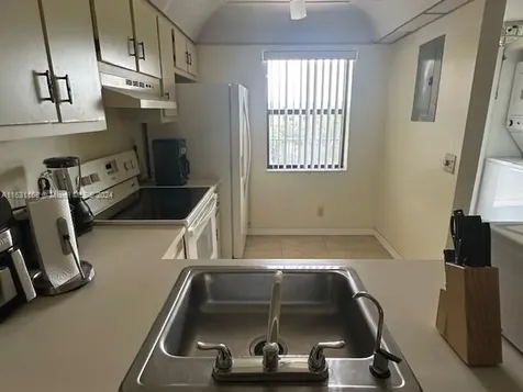 10101 Sunrise Lakes Boulevard Sunrise FL 33322