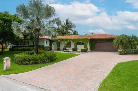 8740 SW 181st Terrace Palmetto Bay FL 33157
