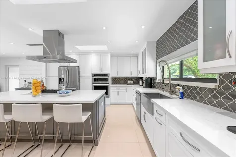 8740 SW 181st Terrace Palmetto Bay FL 33157