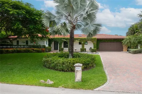 8740 SW 181st Terrace Palmetto Bay FL 33157